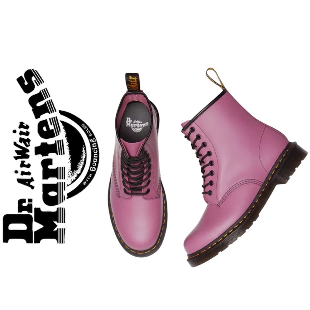 NWT 1460 8 EYE DR. MARTENS MUTED PURPLE SMOOTH LEATHER BOOTS 9